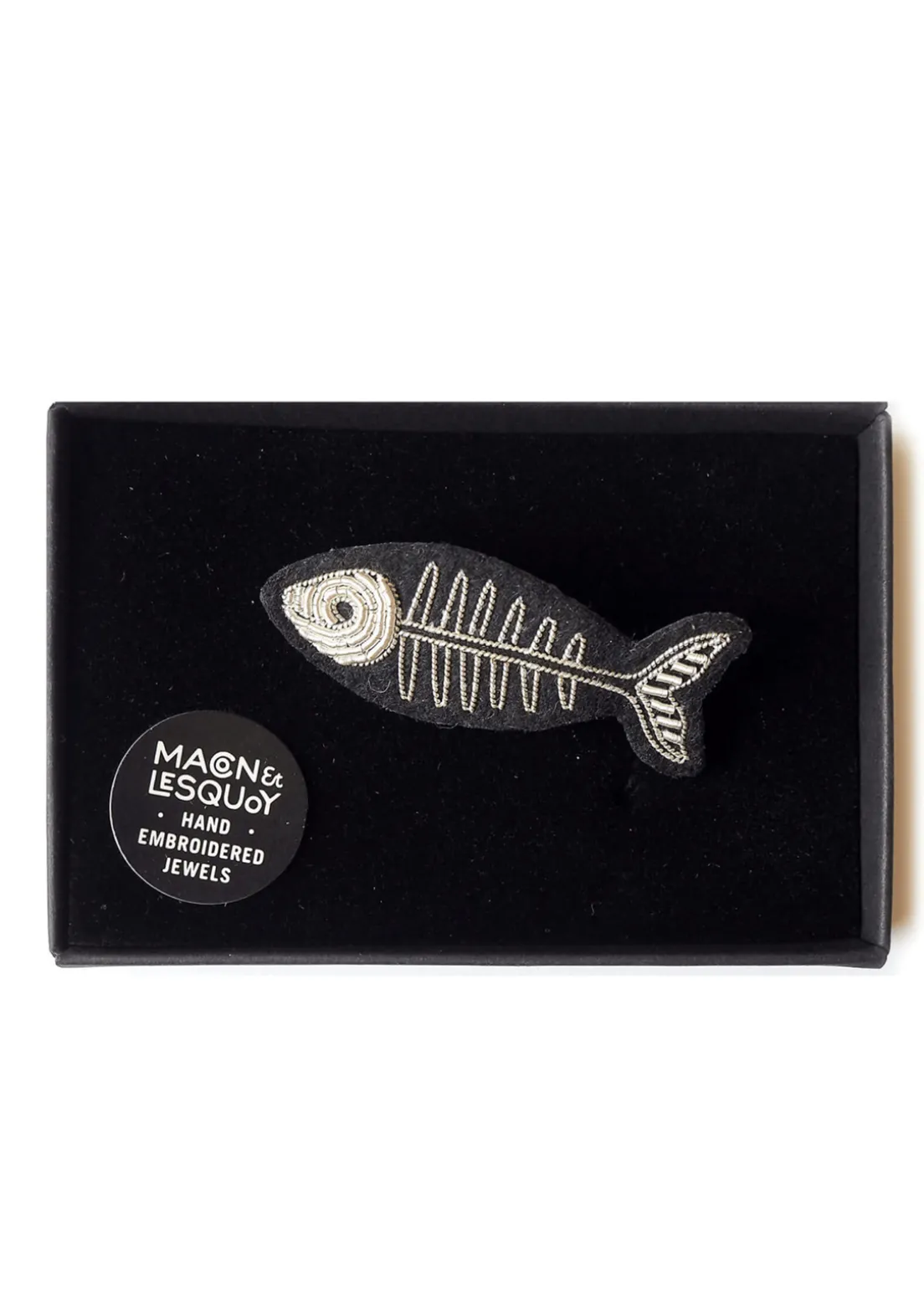 Broche brodée Arête